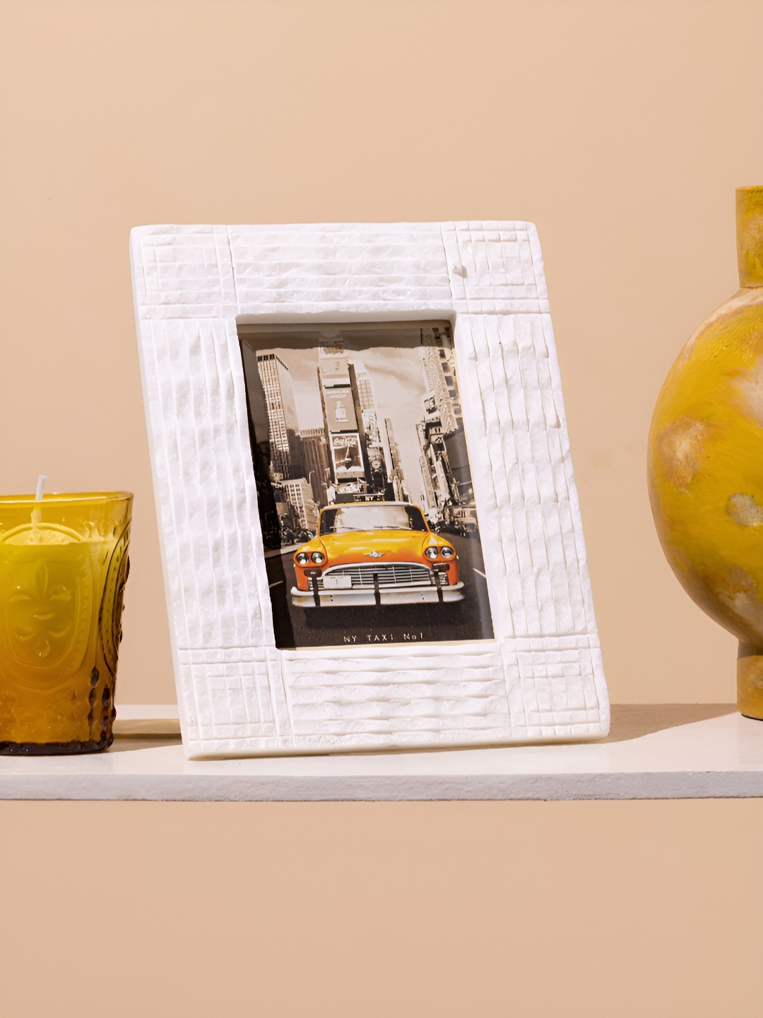 

Artstory Ventures White Glass Table Photo Frame