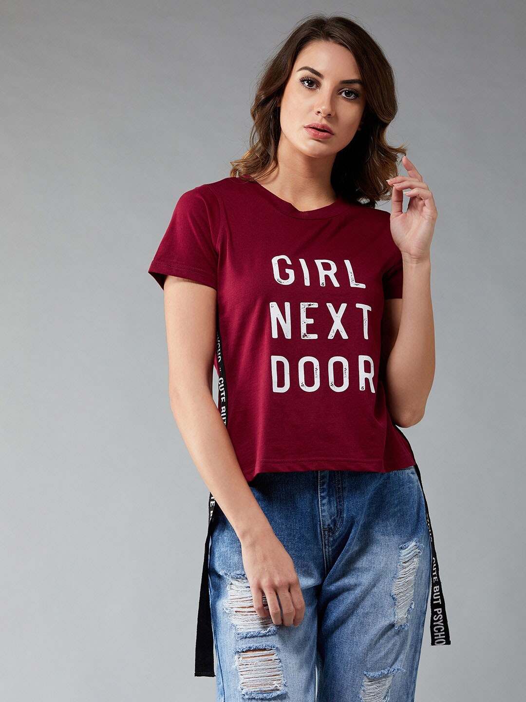 

The Roadster Lifestyle Co Typography Printed Pure Cotton Round Neck Tshirt, Maroon