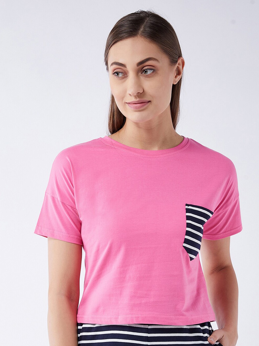 

The Roadster Lifestyle Co Pink Pure Cotton Relaxed Fit Pocket Detail T-Shirt