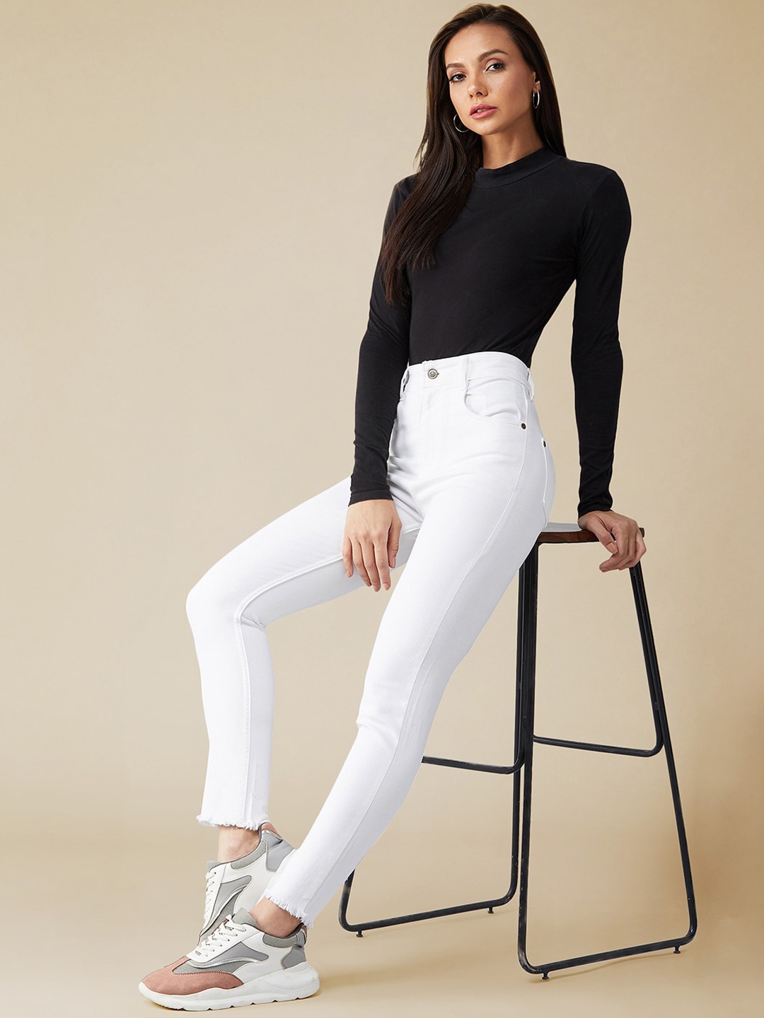 

Roadster The Lifestyle Co. Women Low Distress Skinny Fit Crop Jeans, White