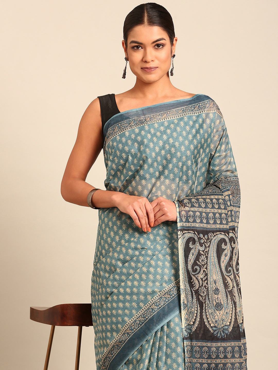 

SHANVIKA Floral Pure Cotton Saree, Blue