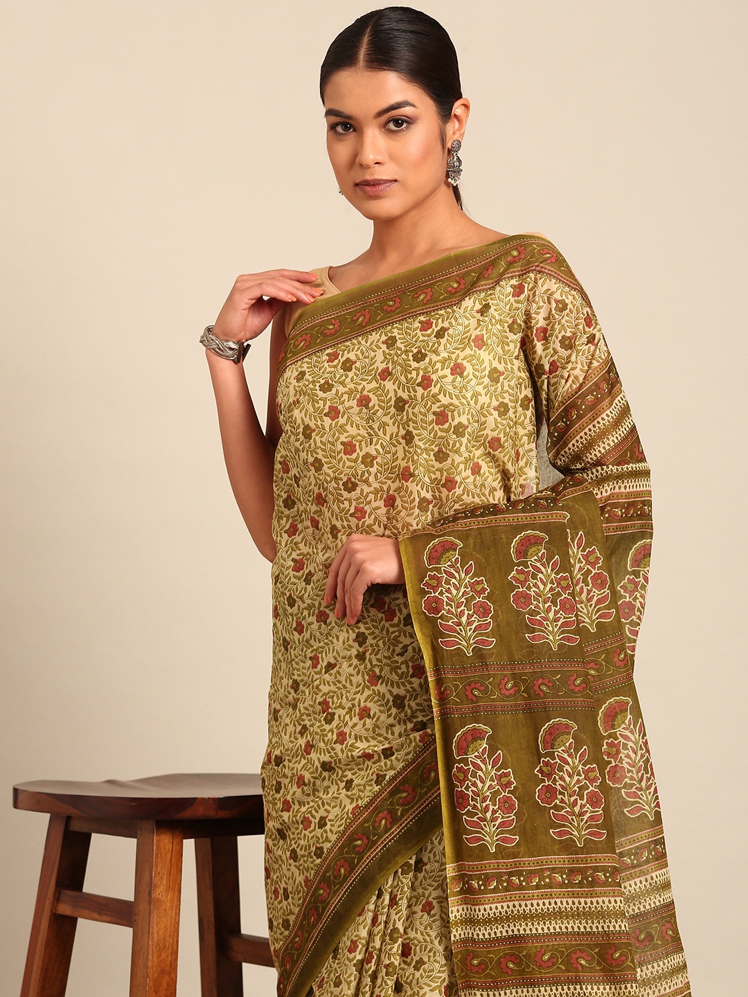 

SHANVIKA Floral Pure Cotton Saree, Beige