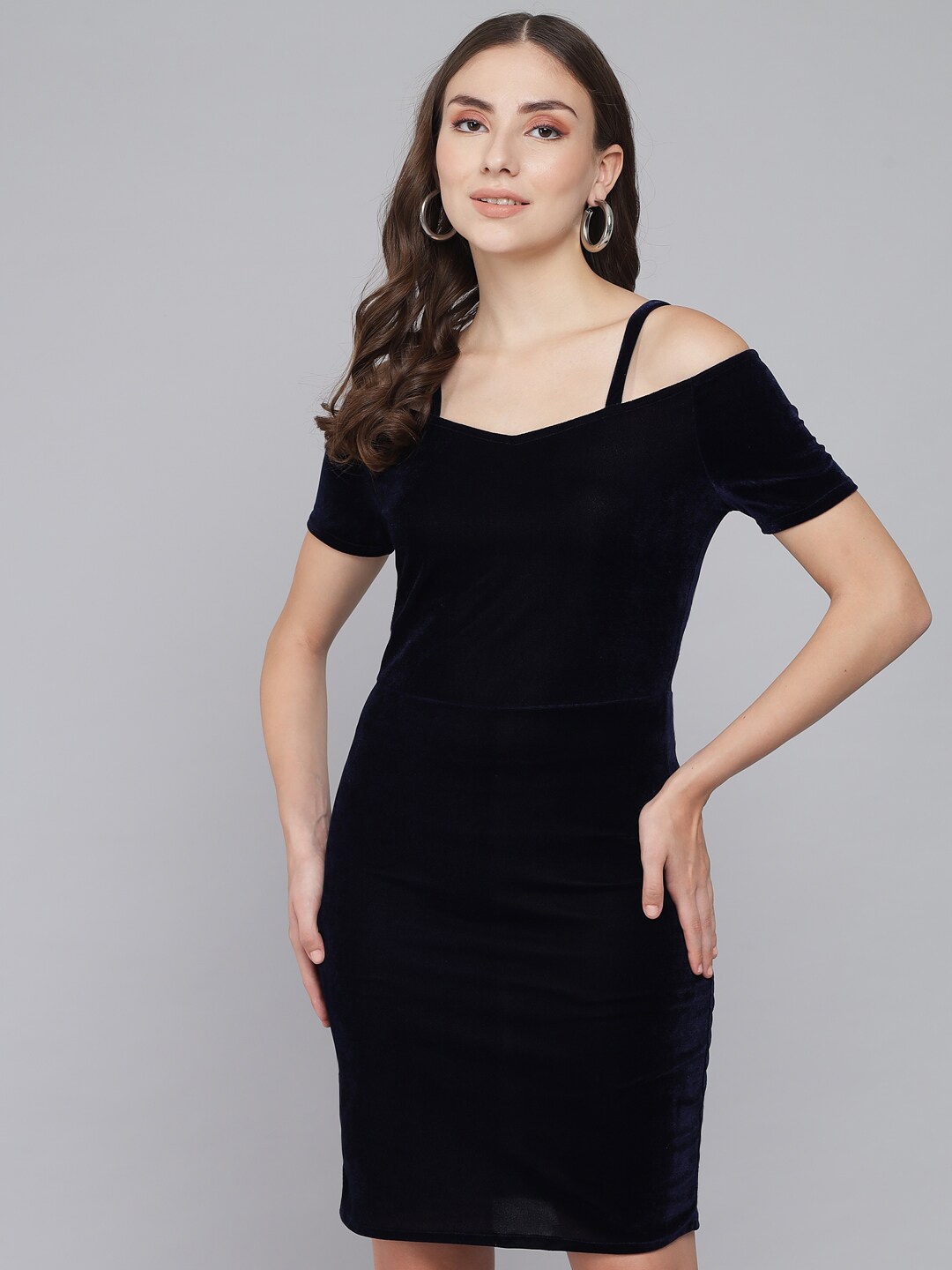 

VAARARO Shoulder Straps Cold-Shoulder Sleeves Velvet Sheath Dress, Navy blue