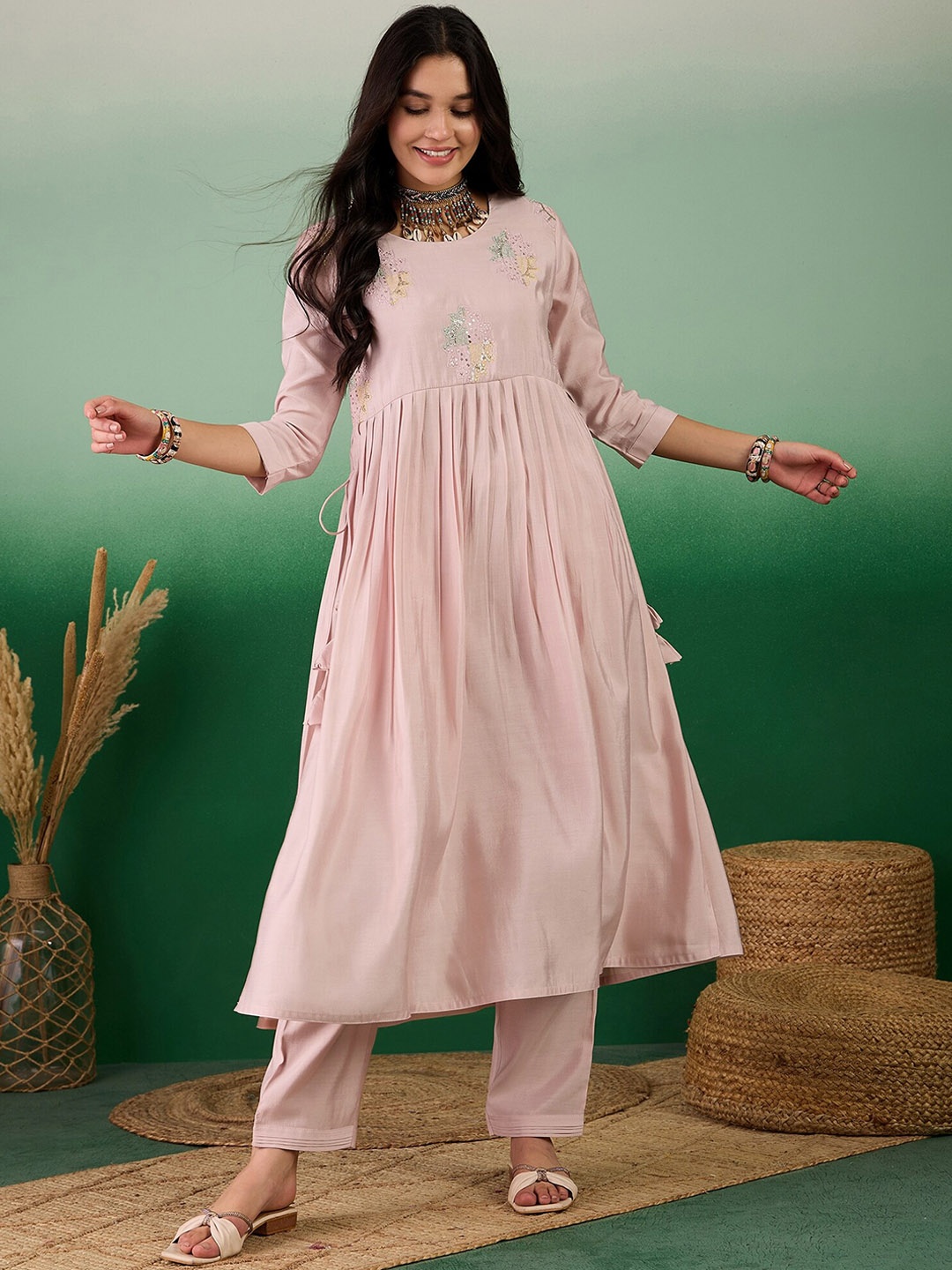 

Sangria Floral Embroidered Sequinned A-Line Kurta With Trouser & Dupatta, Pink