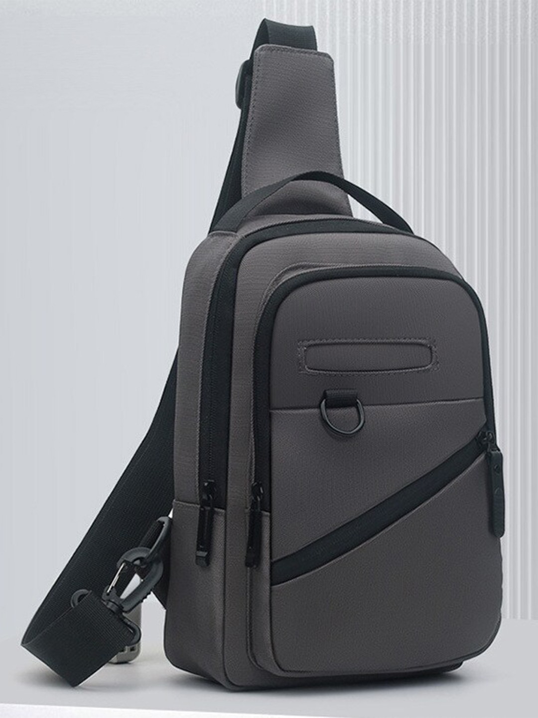 

Diva Dale USB Charging Port Crossbody Backpack, Grey