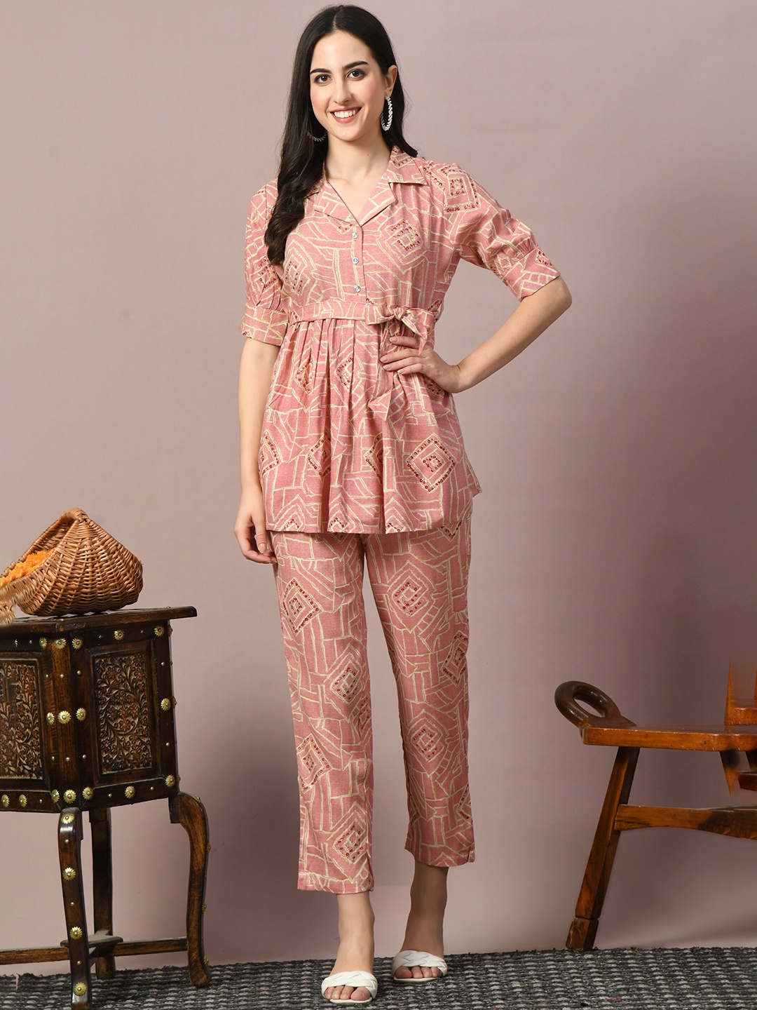 

TREND ME Top & Trousers Co-Ords, Peach