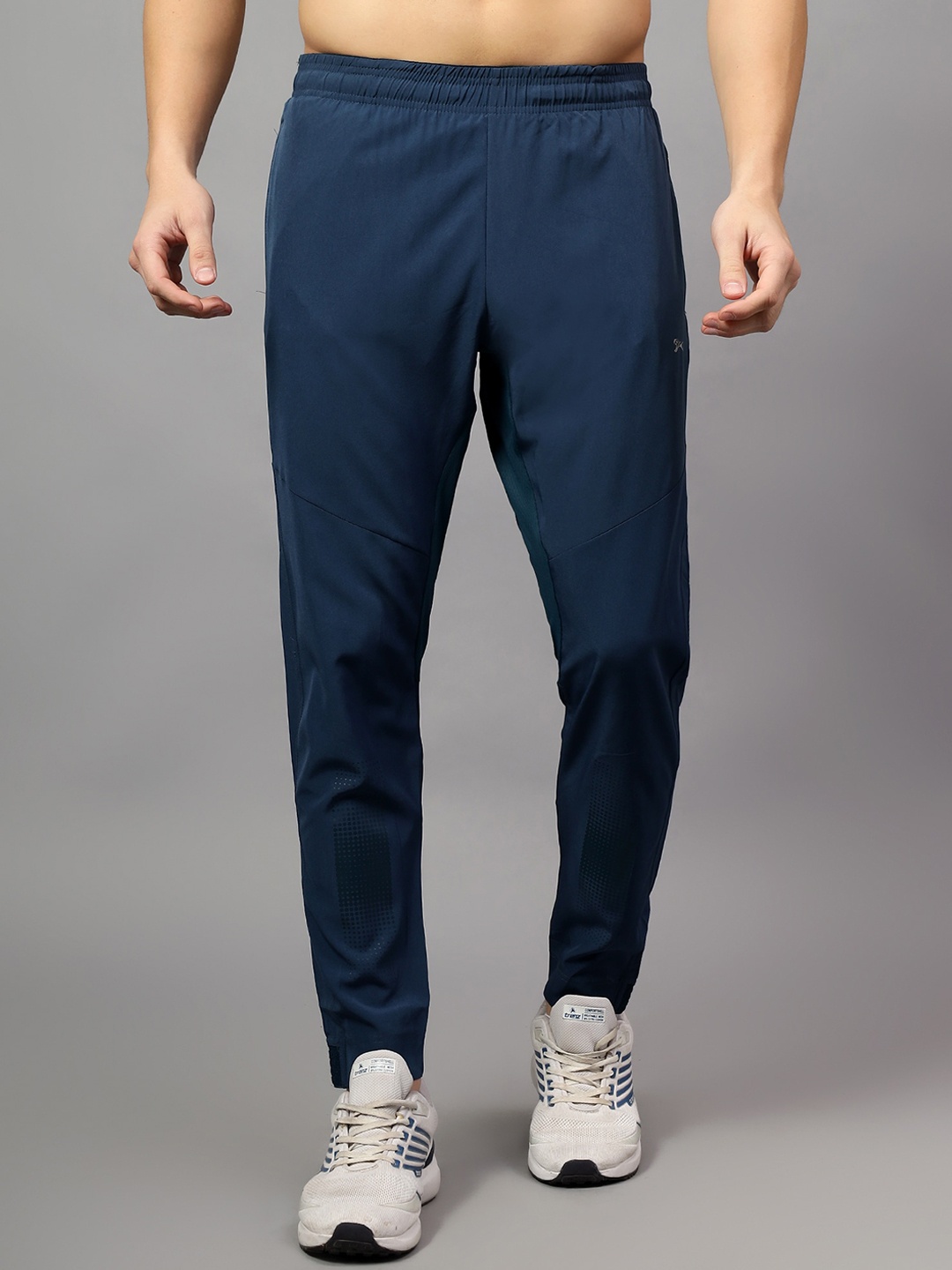 

Shiv Naresh Men Mid-Rise Track Pants, Blue