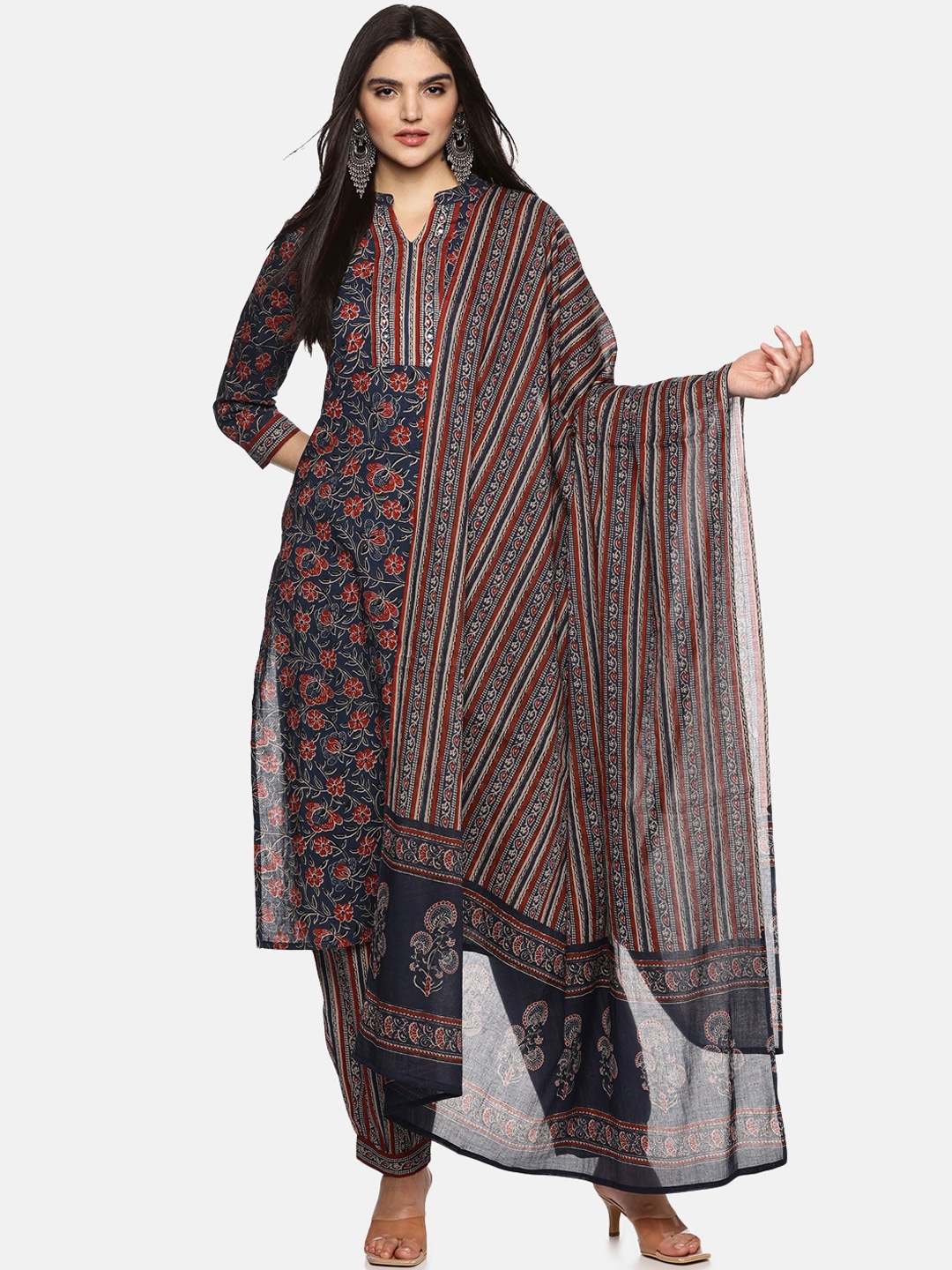 

Palakh Floral Printed Regular Pure Cotton Kurta with Trousers & With Dupatta, Blue