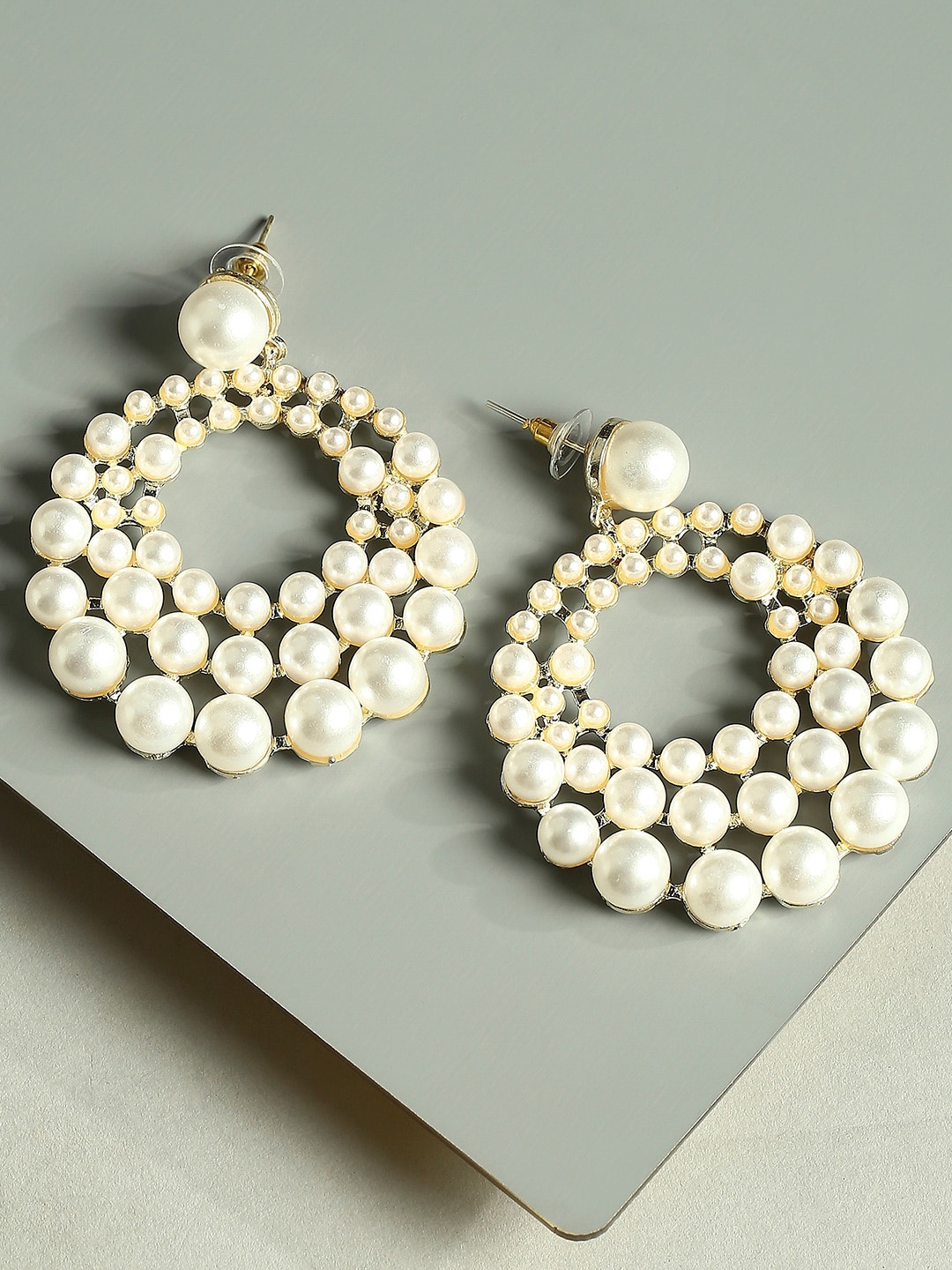 

OOMPH Artificial Beads Chandbalis, Gold
