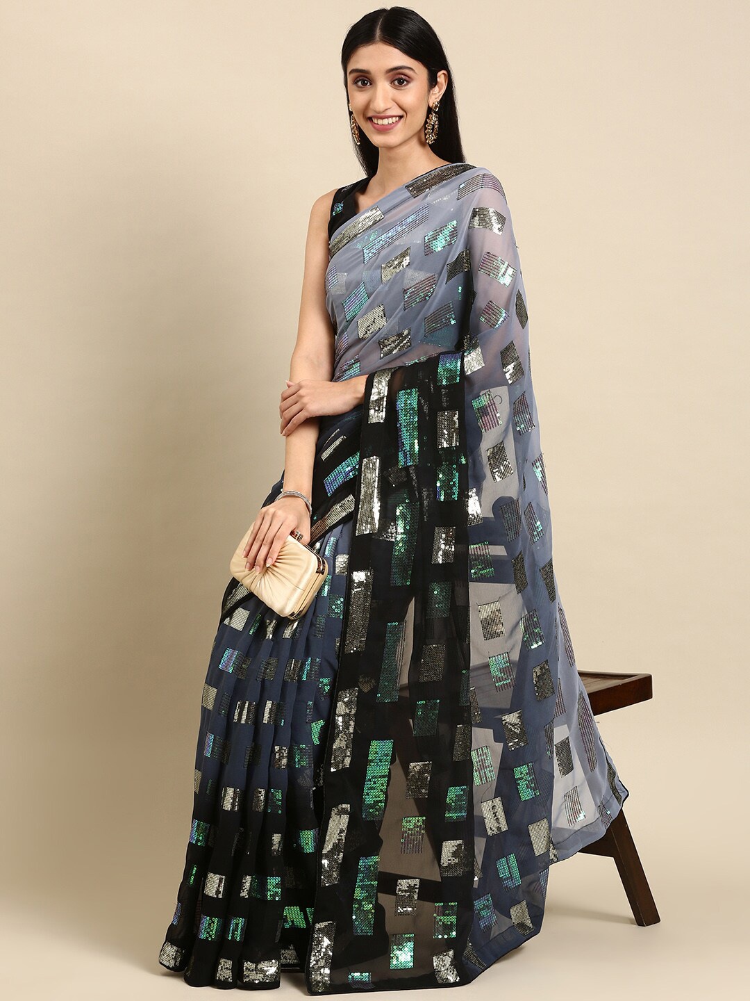 

Civamee Embellished Embroidered Sequinned Saree, Grey