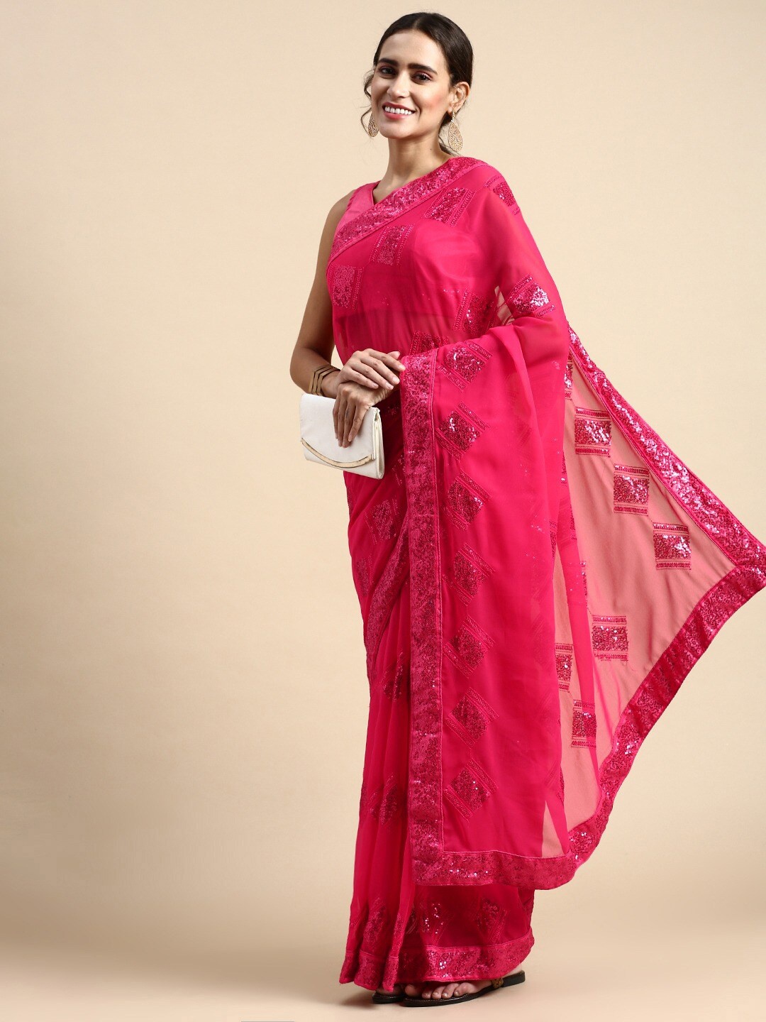 

Civamee Embroidered Embellished Sequinned Saree, Pink