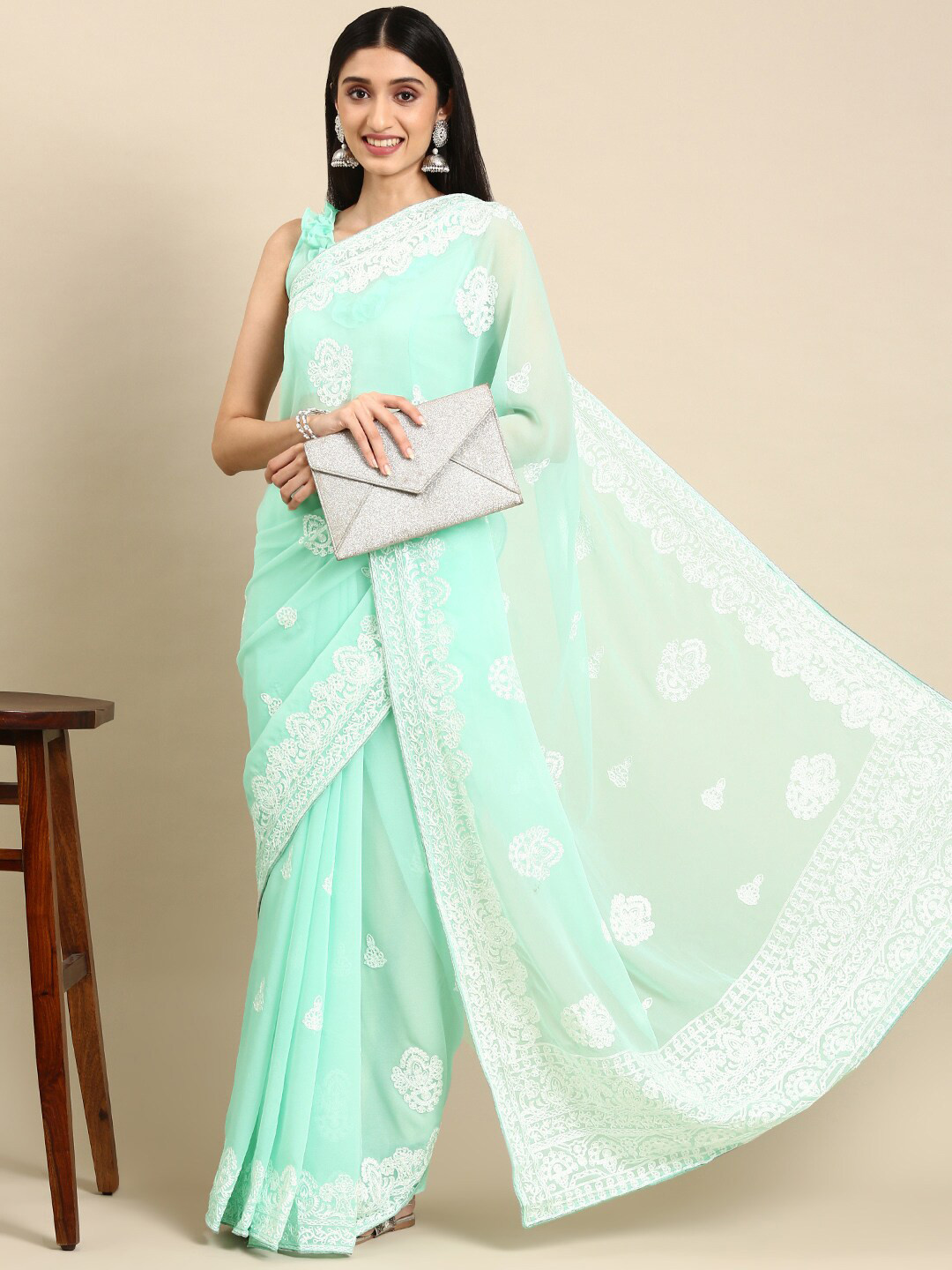 

Civamee Embellished Embroidered Saree, Sea green
