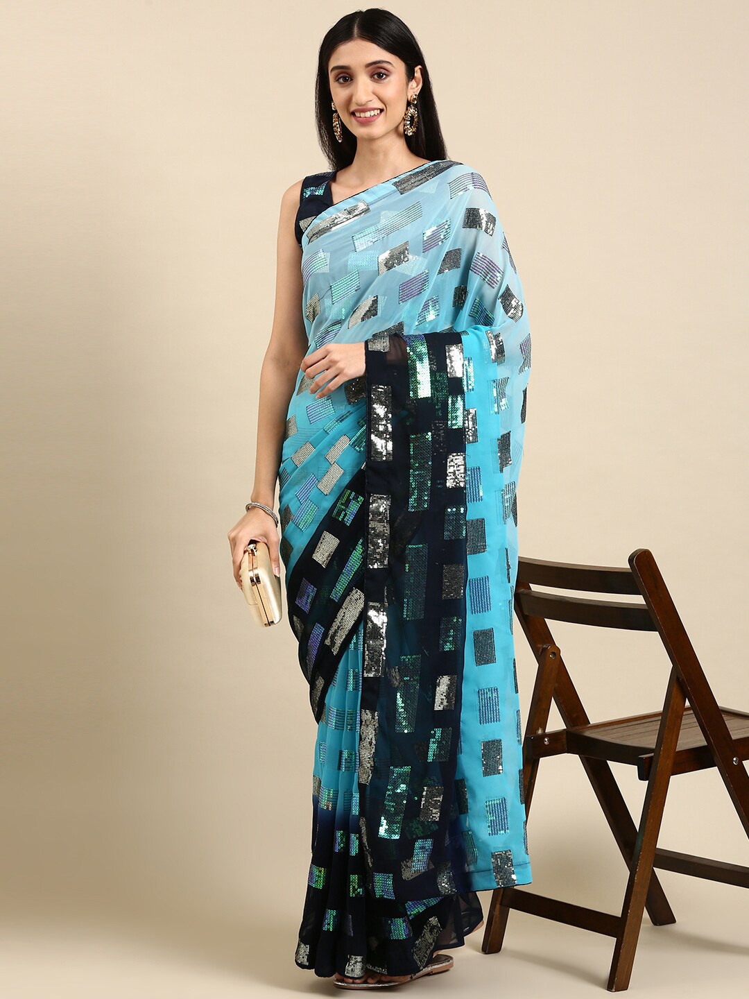 

Civamee Embellished Sequinned Saree, Blue