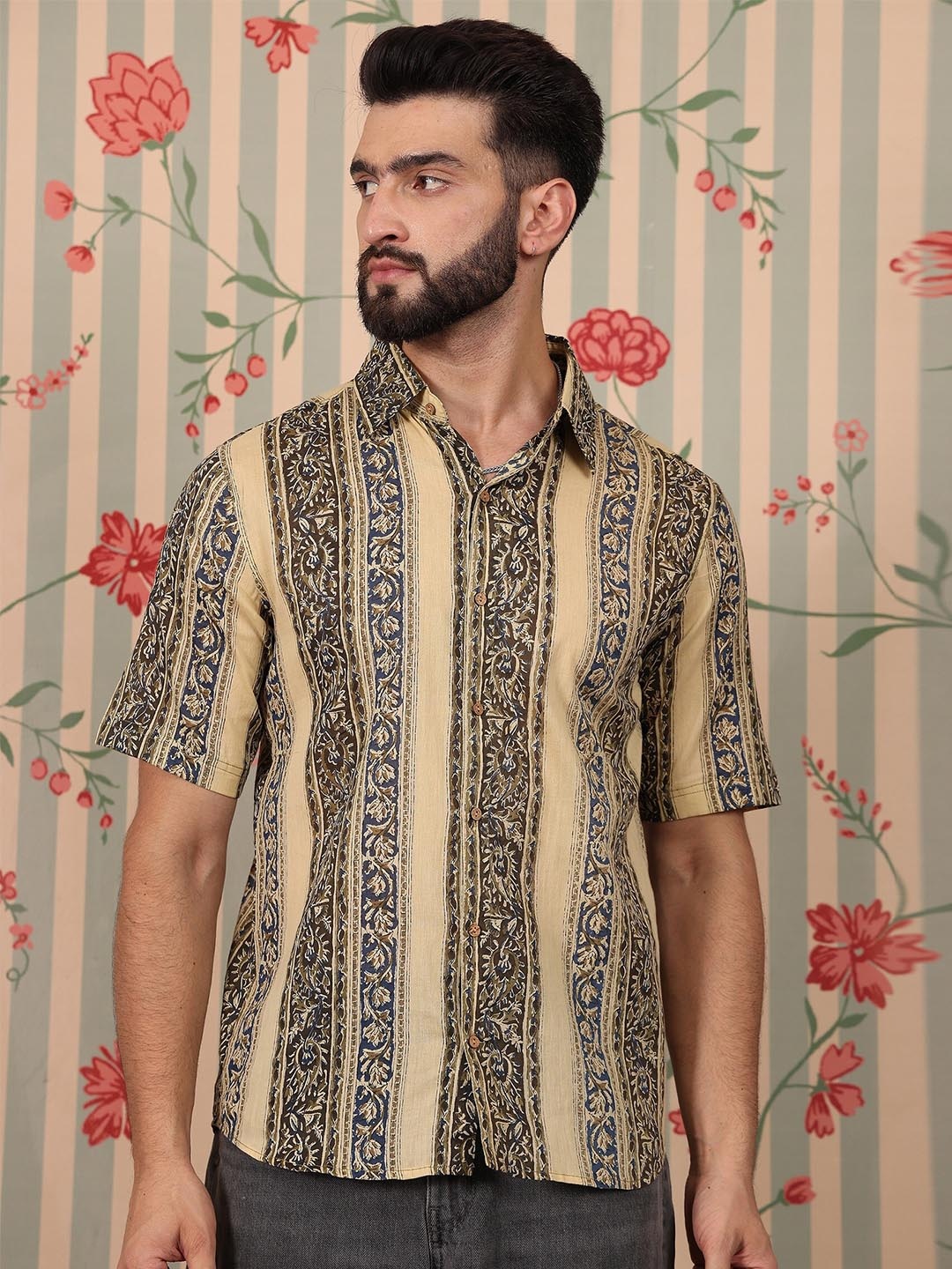 

Ode by House of Pataudi Spread Collar Short Sleeves Comfort Cotton Printed Casual Shirt, Olive