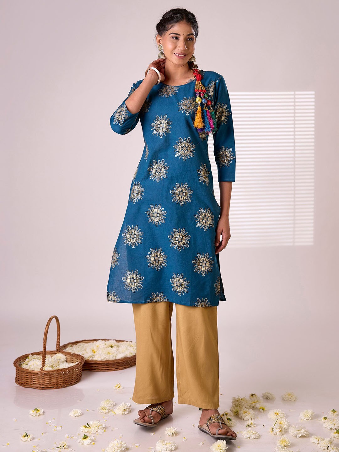 

SURHI Printed Straight Kurta, Turquoise blue