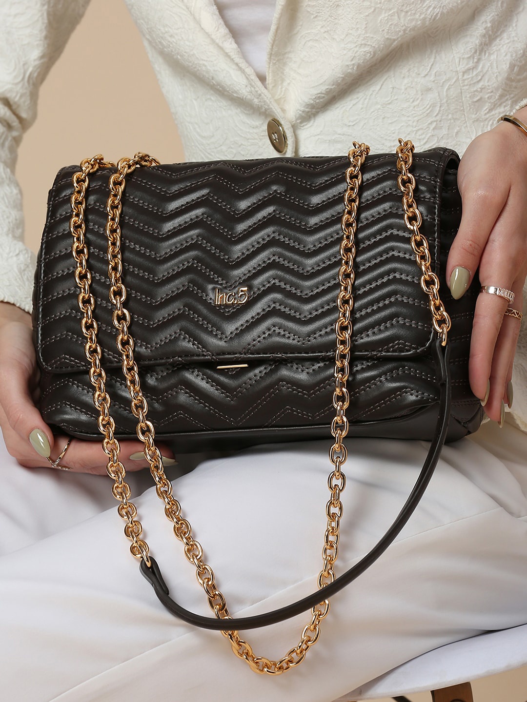 

Inc 5 Textured Structured Sling Bag with Quilted, Black