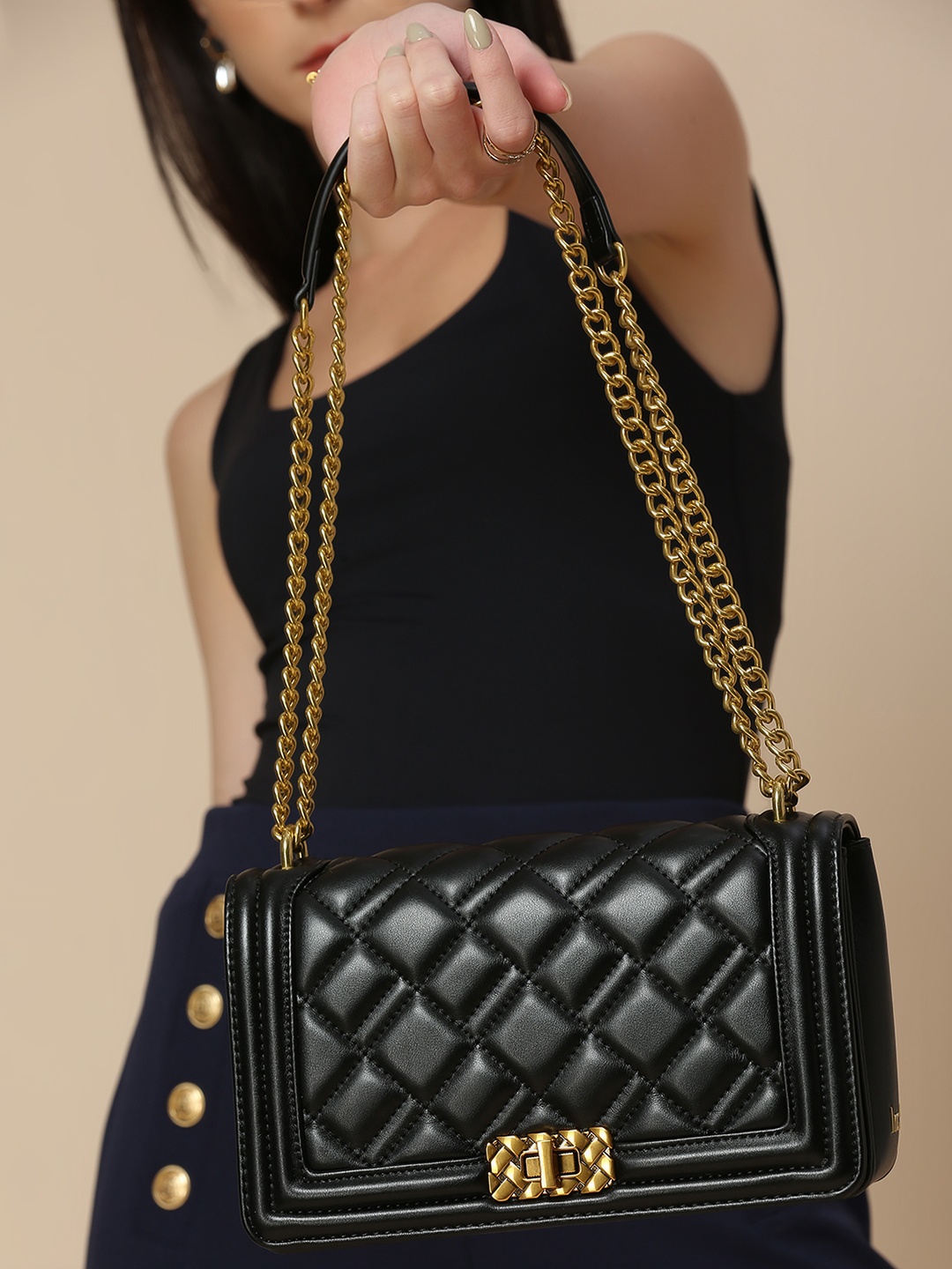 

Inc 5 Textured Structured Sling Bag with Quilted, Black