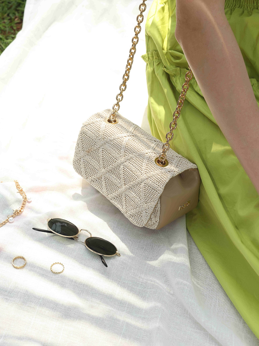 

Inc 5 Textured Structured Handheld Jute Bag, Beige