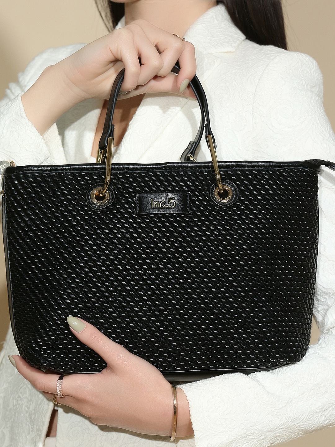

Inc 5 Textured Structured Handheld Bag, Black