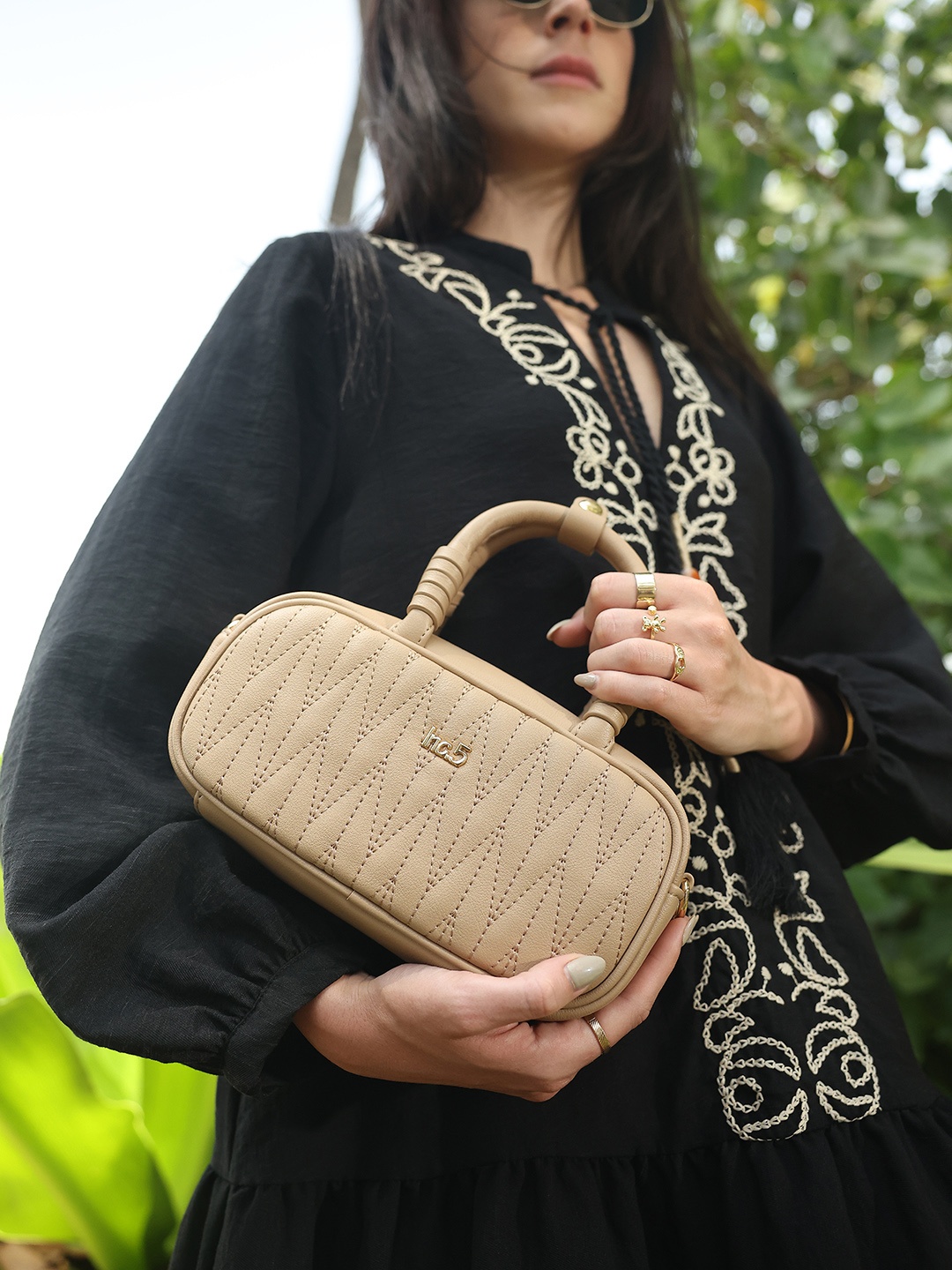 

Inc 5 Textured Structured Handheld Bag, Beige