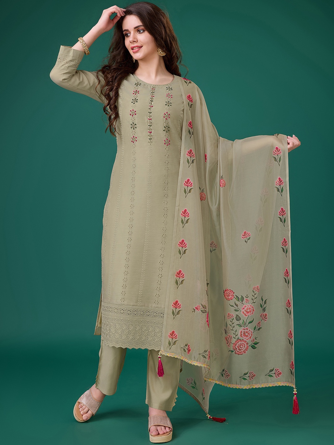 

MOJILAA Ethnic Motifs Embroidered Chikankari Chanderi Silk Kurta With Trousers & Dupatta, Bronze