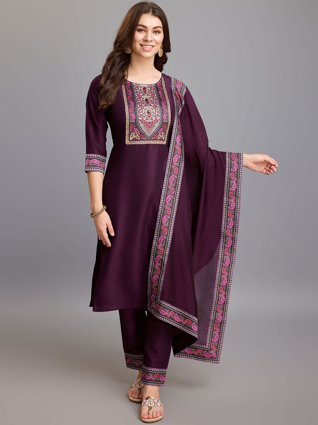 

MOJILAA Yoke Design Regular Gotta Patti Kurta with Trousers & Dupatta, Burgundy