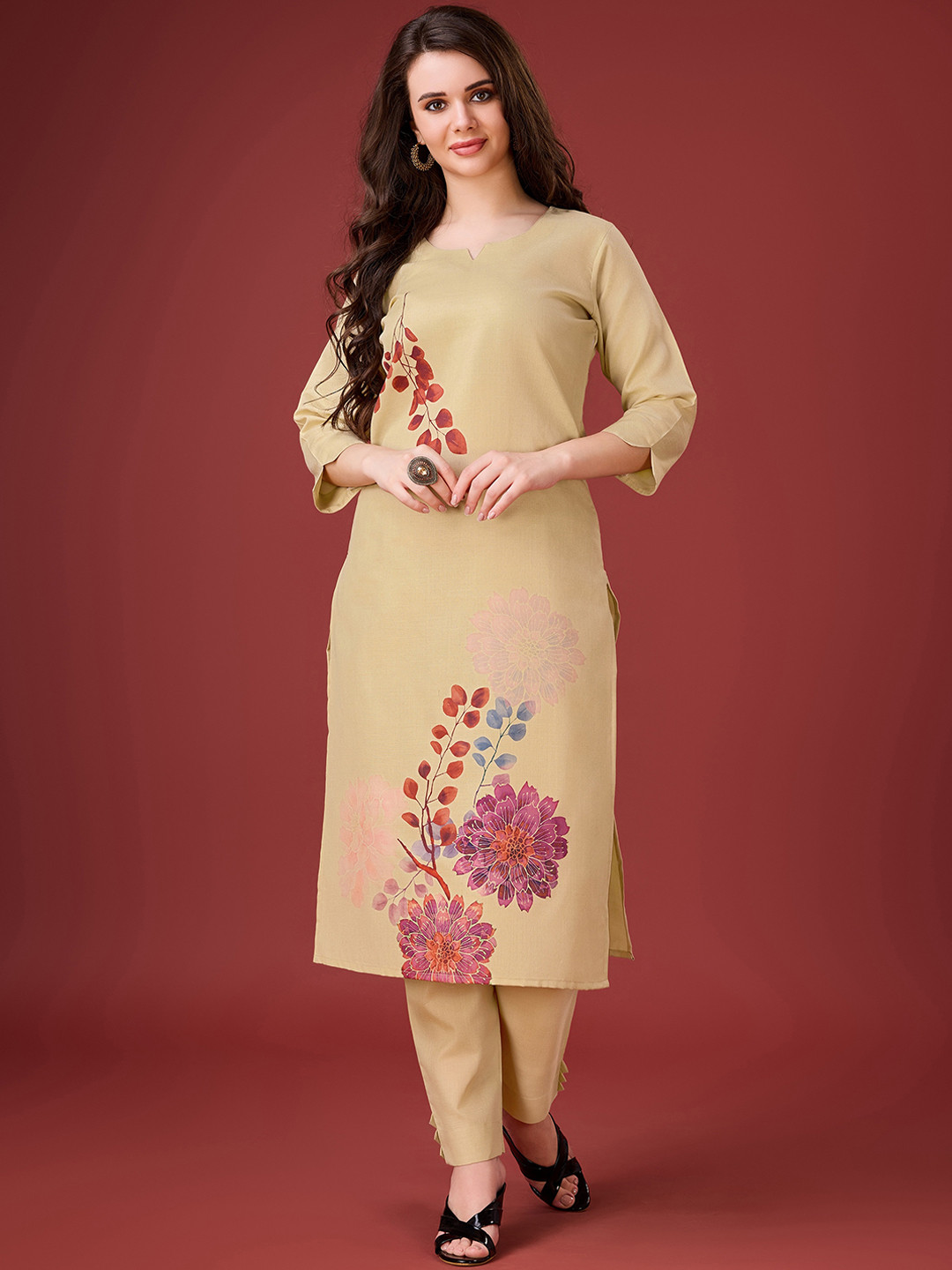 

MOJILAA Floral Printed Round Neck Three-Quarter Sleeves Linen Kurta with Trousers, Beige