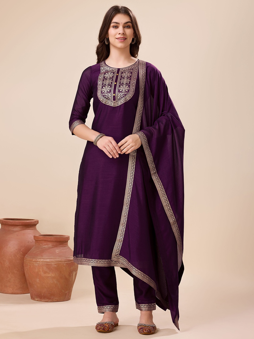 

MOJILAA Ethnic Woven Design Regular Beads and Stones Kurta with Trousers & Dupatta, Purple