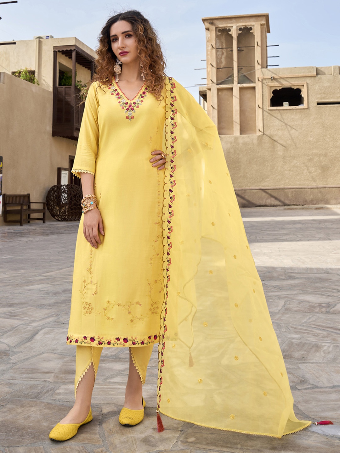 

MOJILAA Floral Embroidered Regular Straight Kurta With Dhoti Pants & With Dupatta, Yellow