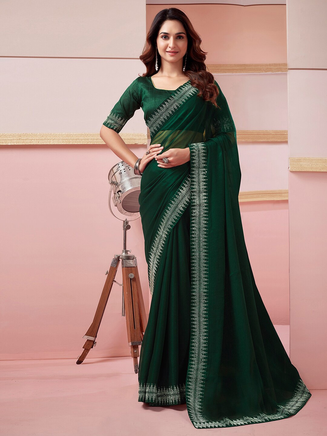 

Satrani Beads and Stones Pure Chiffon Arani Saree, Green