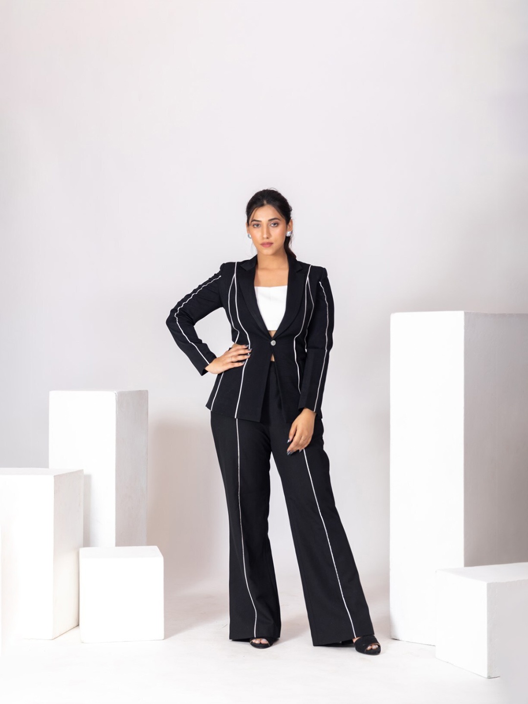 

HOUSE OF MIRA Black Blazer Waist Cut Trouser Suit