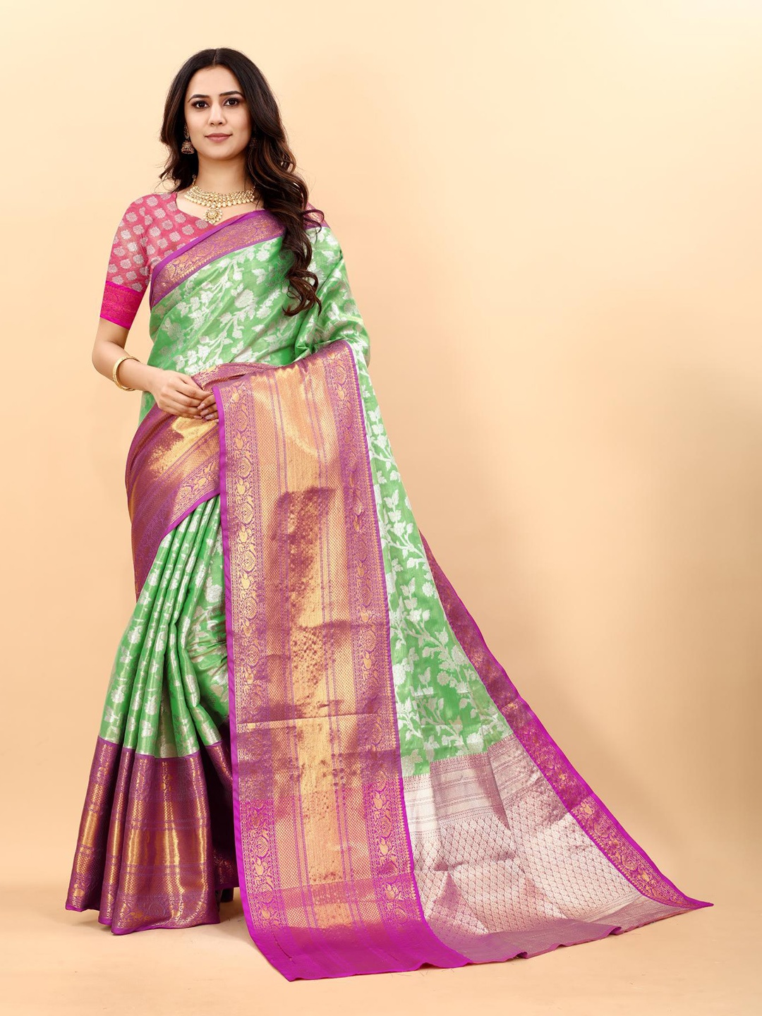 

PATIALAPICKS Woven Design Zari Pure Silk Kanjeevaram Saree, Green
