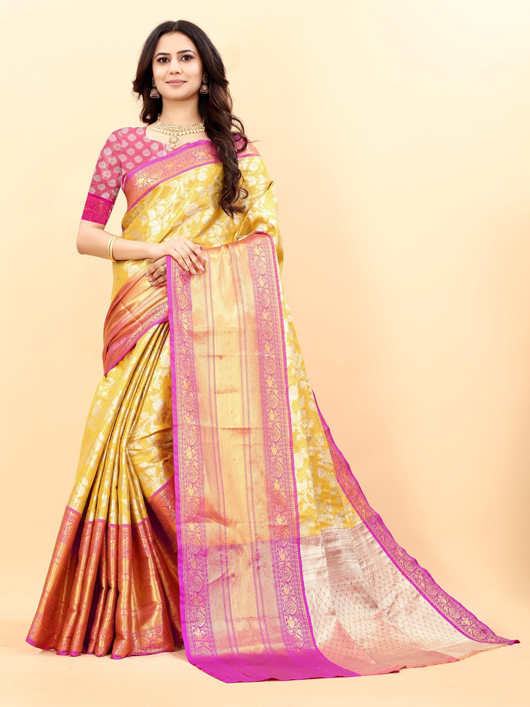 

PATIALAPICKS Woven Design Zari Pure Silk Kanjeevaram Saree, Yellow