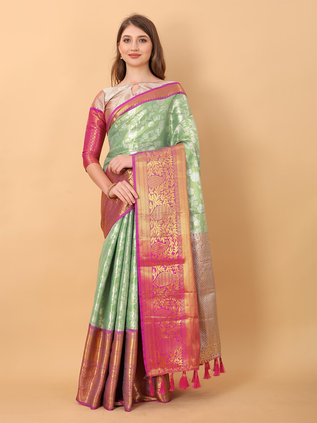 

PATIALAPICKS Woven Design Zari Pure Silk Kanjeevaram Saree, Green