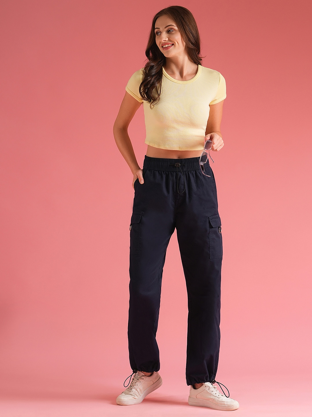 

Globus Women Loose Fit Mid-Rise Cargo Trousers, Navy blue