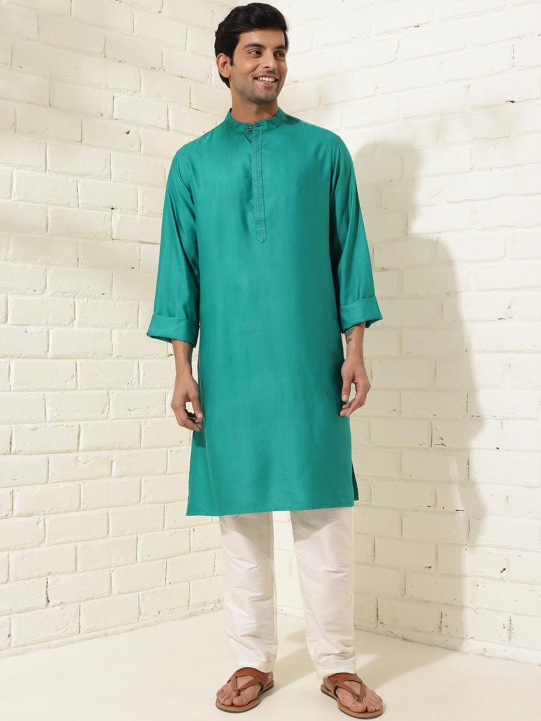 

Fabindia Mandarin Collar Straight Kurta, Teal