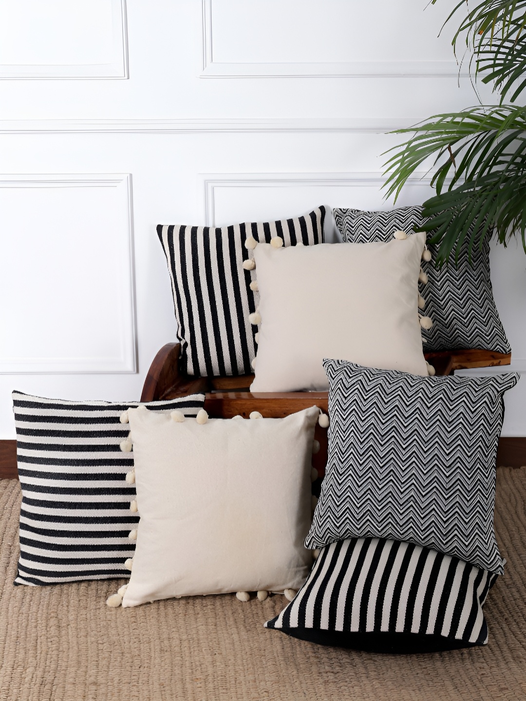 

ANWYN Black & Off White 7 Pieces Striped Square Cushion Covers