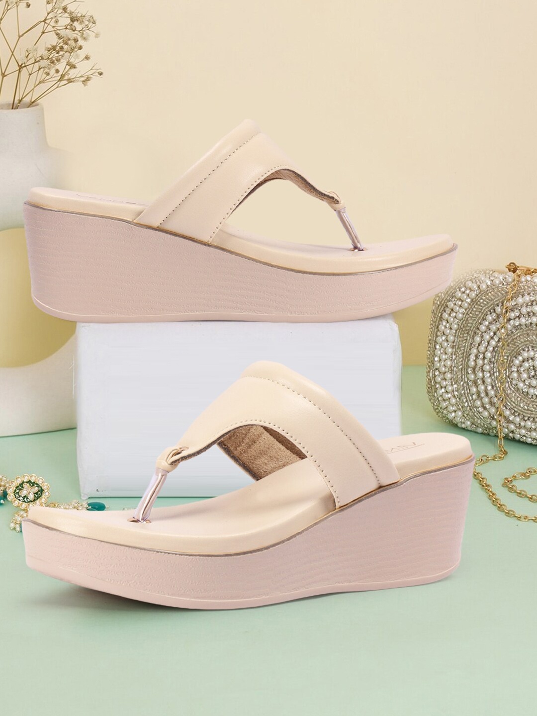 

VENDOZ Open Toe Wedges, Cream