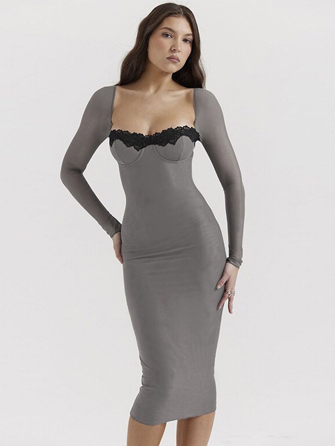 

StyleCast x Revolte Long Sleeves Sweetheart Neck Applique Bodycon Midi Dress, Grey