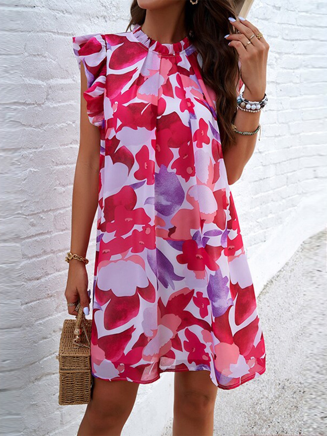 

StyleCast x Revolte Floral Printed Flutter Sleeves A-Line Dress, Red