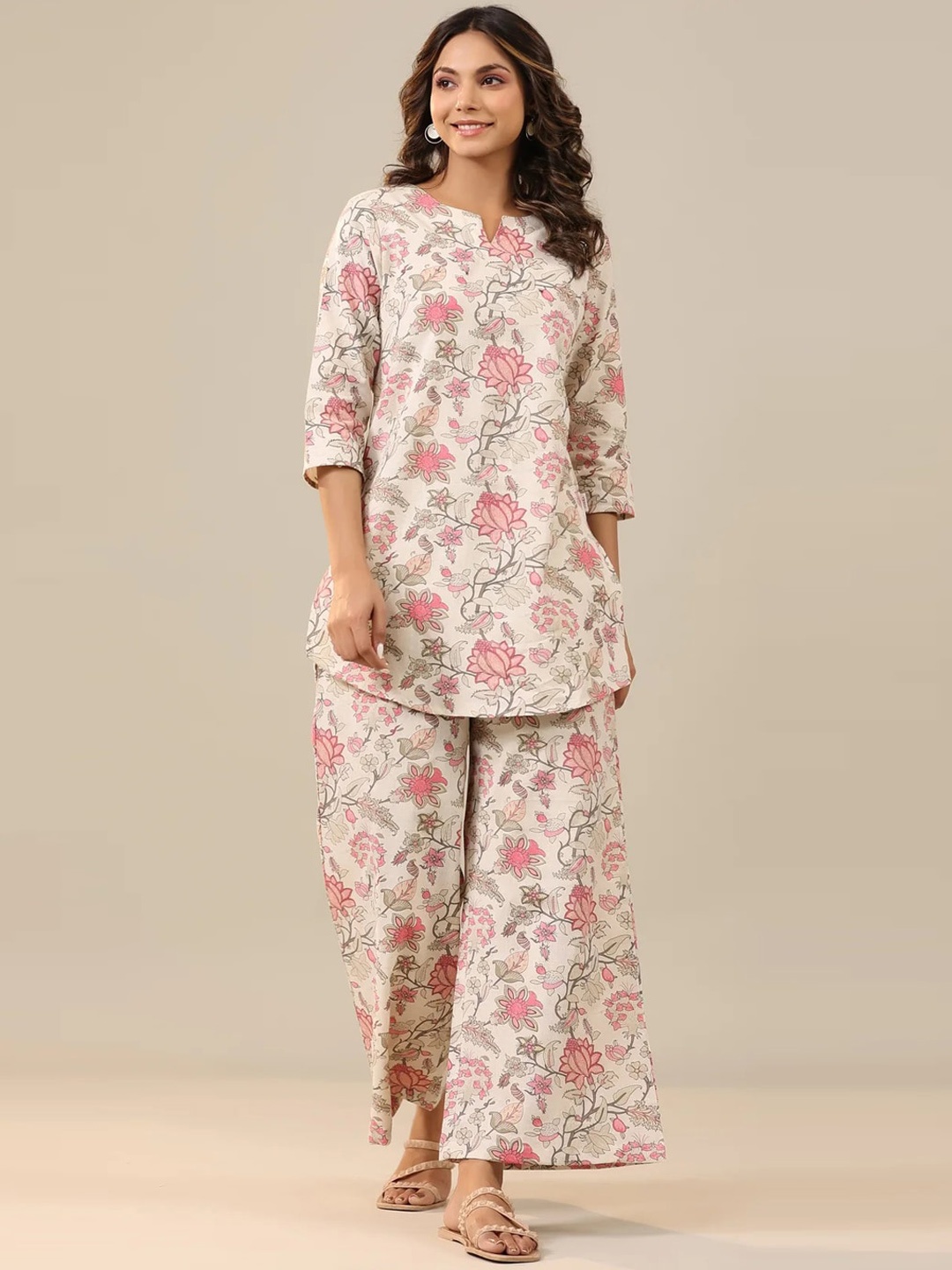 

Siya Fashion Floral Printed Tunic With Palazzo, White