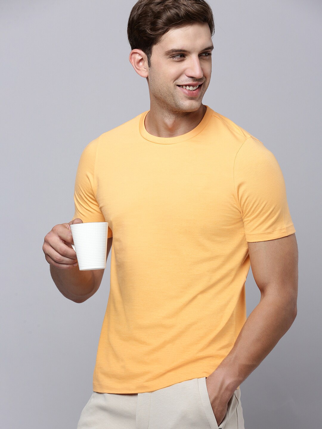 

SPORTO Round Neck Lightweight And Breathable Sports T-shirt, Yellow