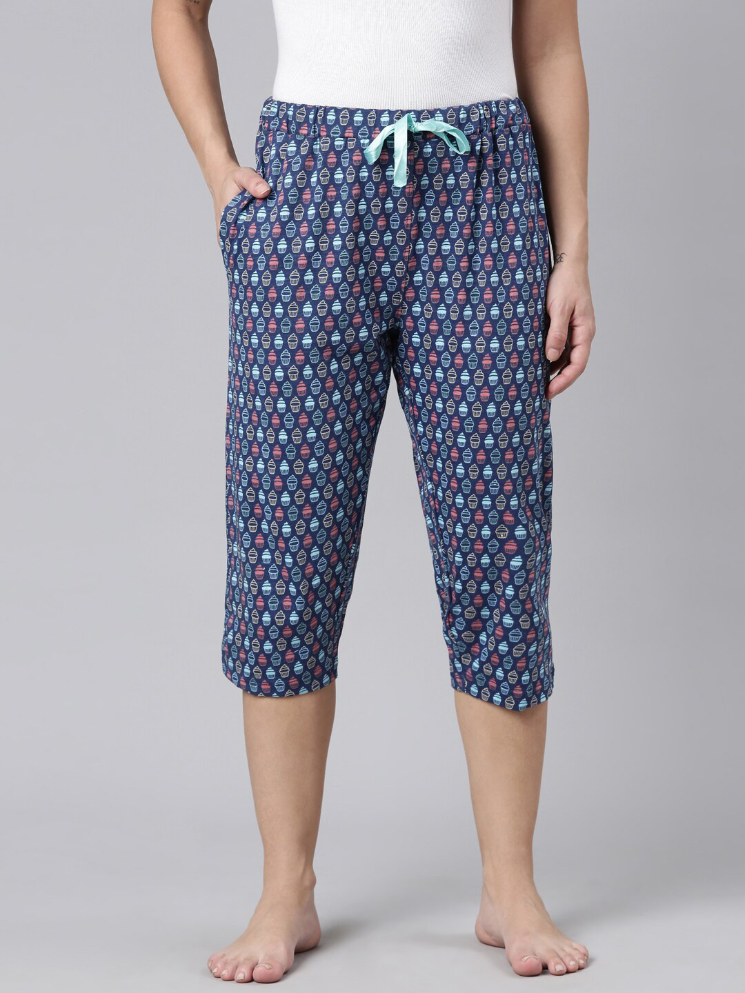 

Kryptic Women Printed Mid-Rise Pure Cotton Relaxed Fit Capris, Blue