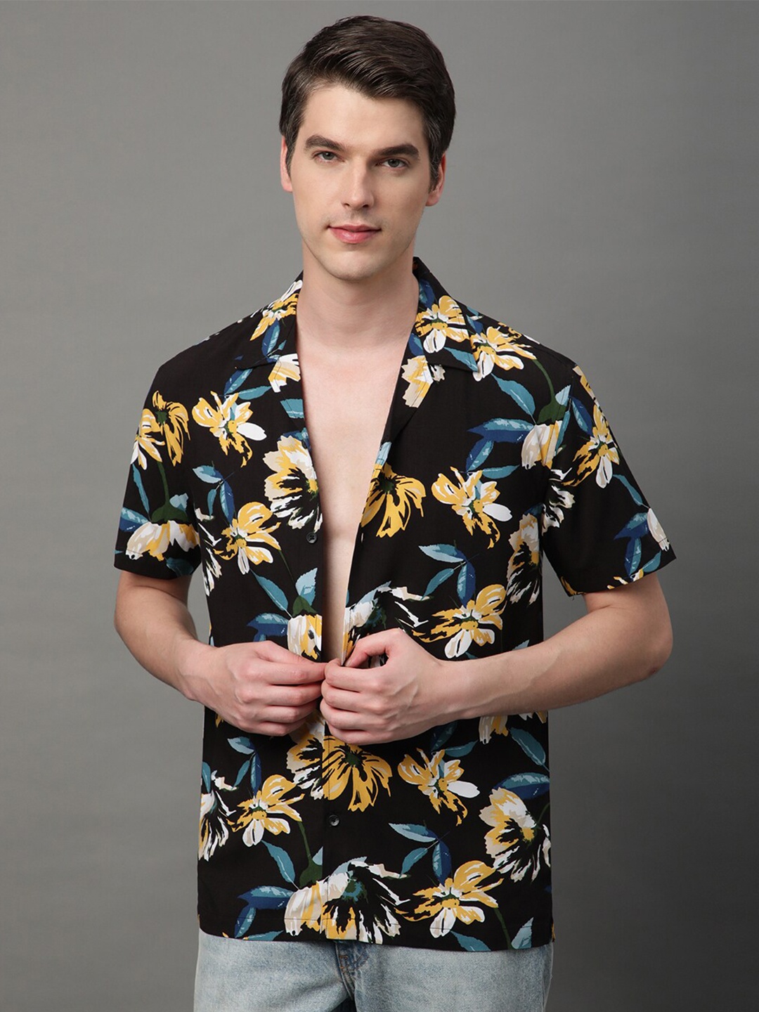 

Voroxy Relaxed Floral Printed Opaque Casual Shirt, Black