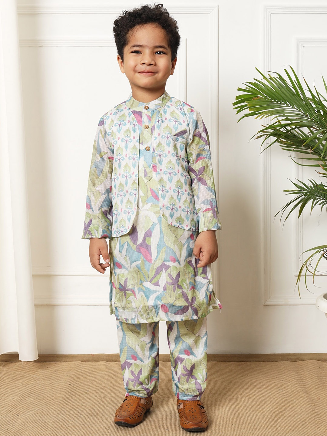 

Readiprint Boys Floral Printed Regular Pure Cotton Kurta with Pyjamas, Green