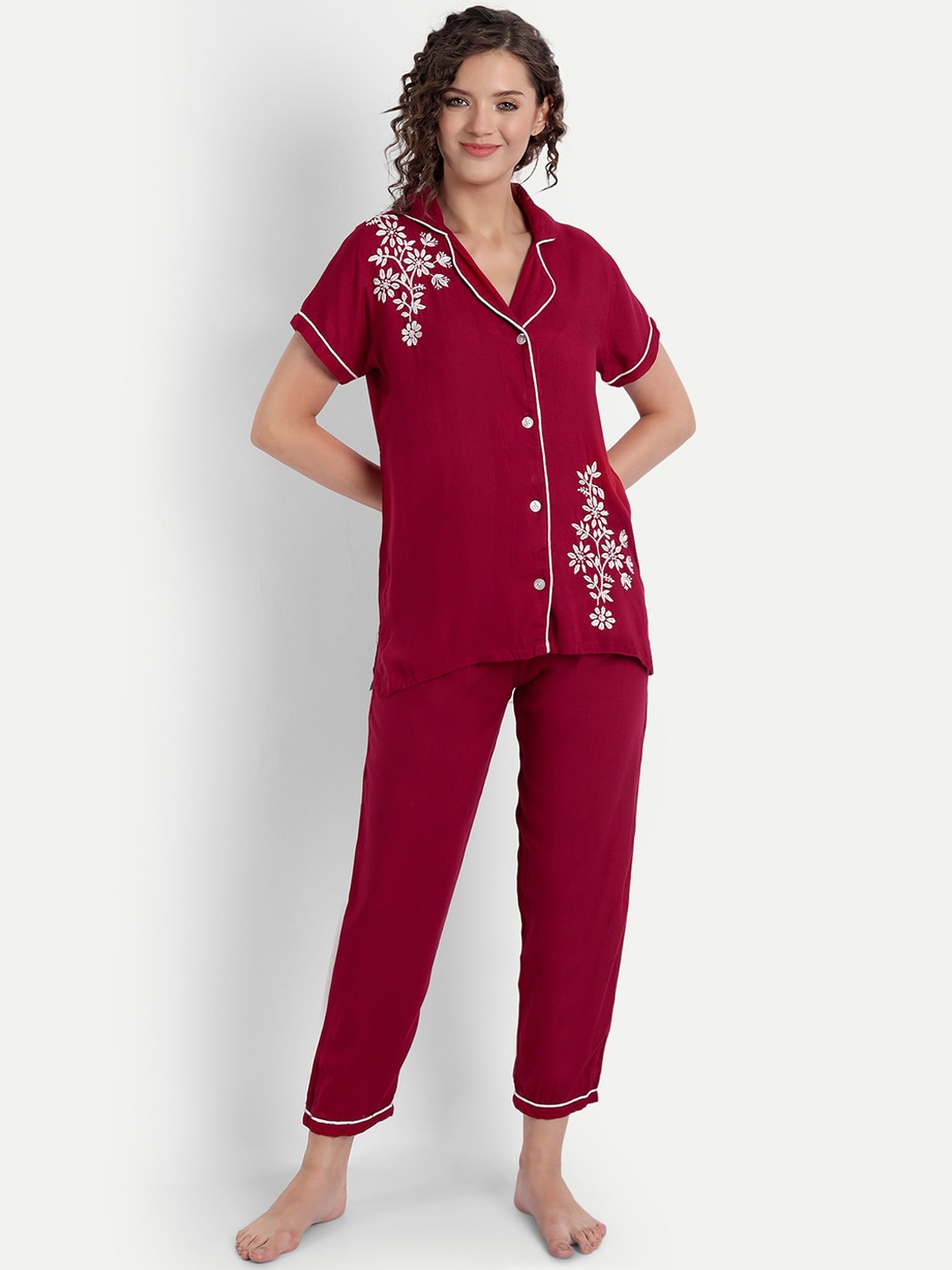 

Indiankala4u Floral Chikankari Embroidered Night suit, Maroon