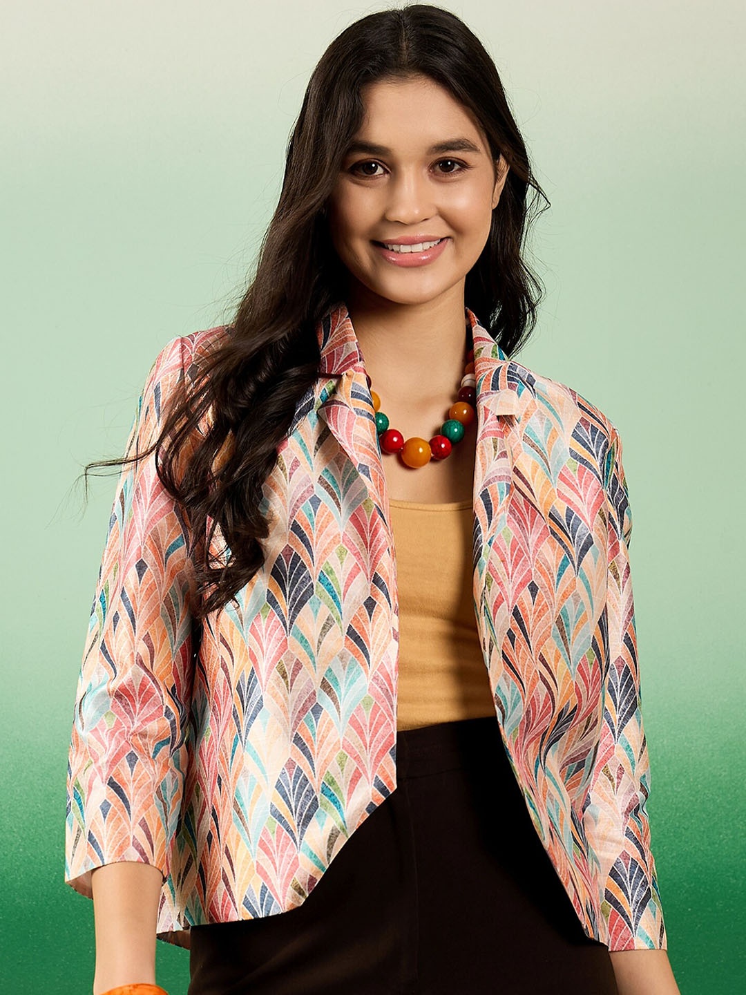 

Sangria Pink Ethnic Motifs Printed Notched Lapel Open-Front Blazer