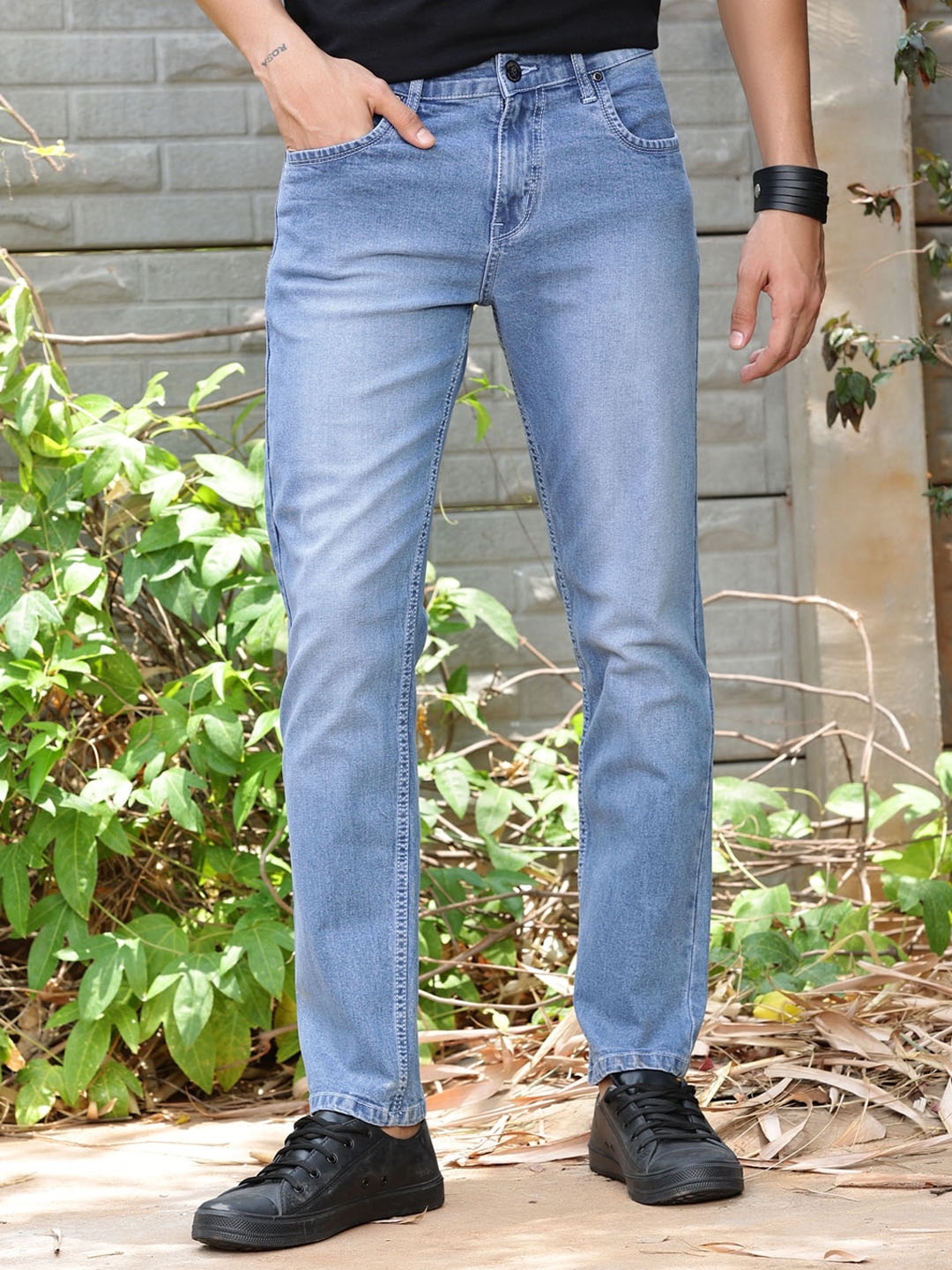 

Thomas Scott Men Smart Slim Fit Light Fade Stretchable Jeans, Blue