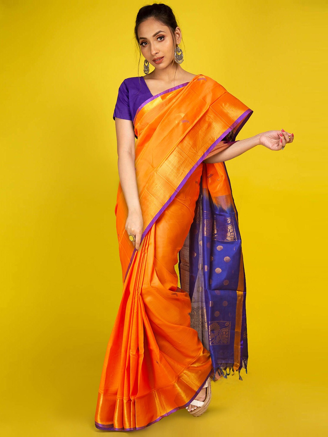 

Unnati Silks Ethnic Motifs Woven Design Zari Handloom Pure Silk Kanjeevaram Saree, Orange