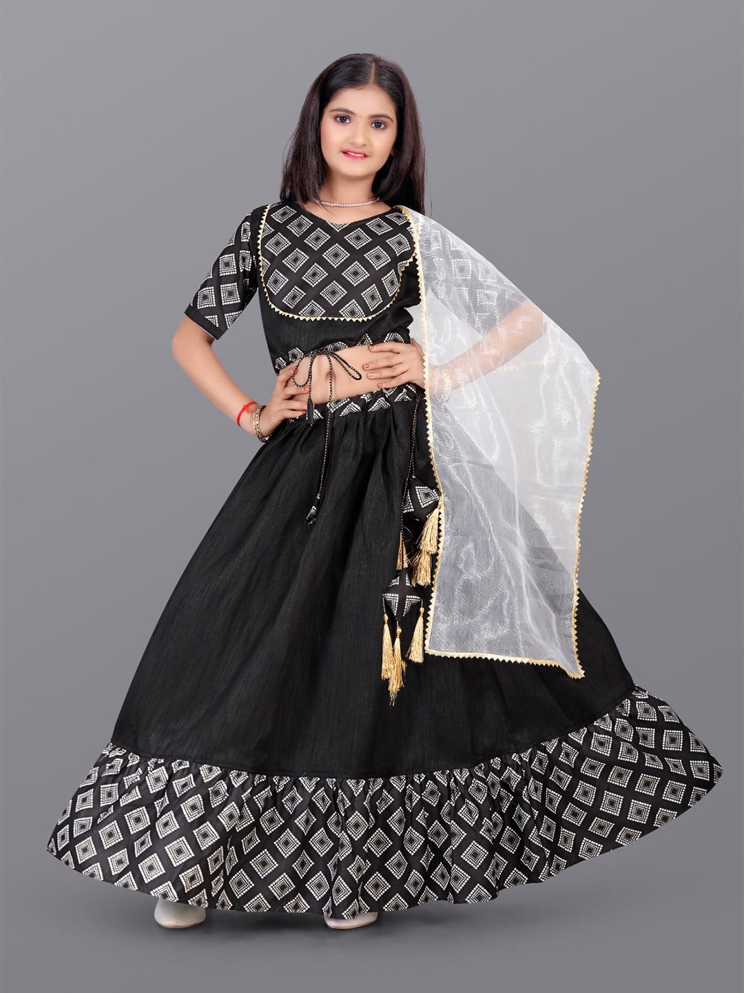 

BAESD Girls Printed Gotta Patti Ready to Wear Lehenga & Blouse With Dupatta, Black